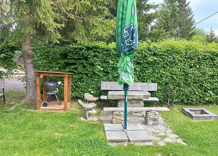 Semesterbostad Hadi Vrch *